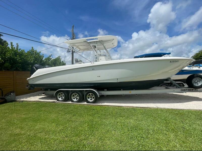2005 Boston Whaler 320 Outrage — photo 1