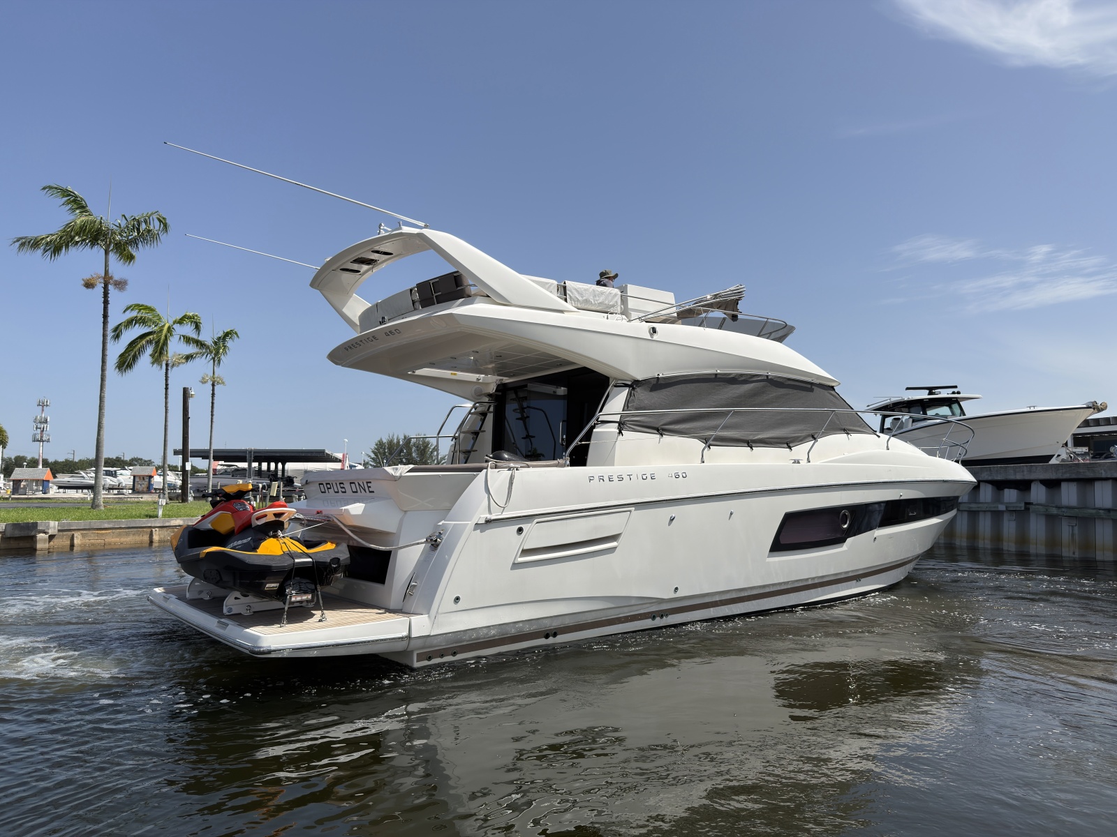 2018 Prestige 460 — photo 1