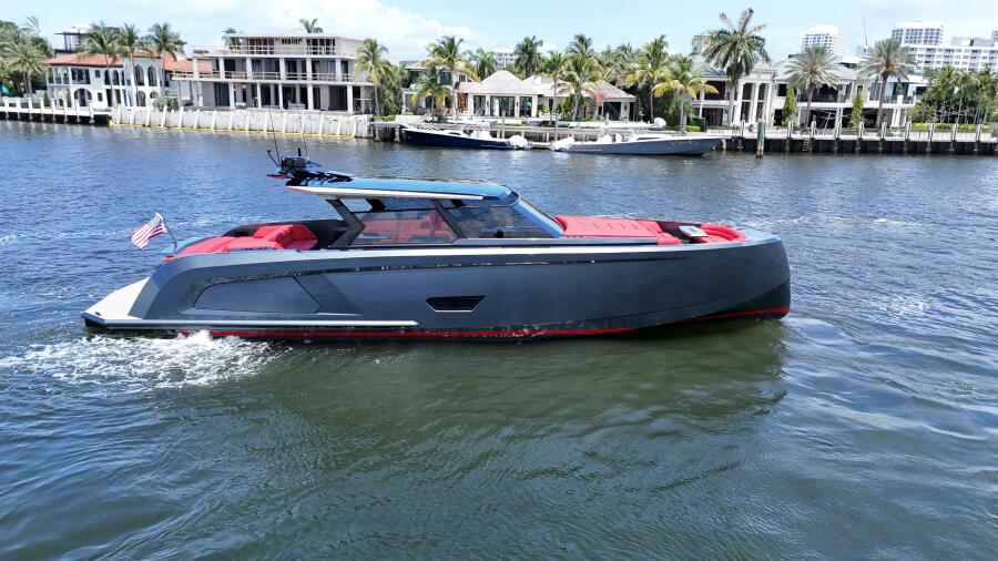 2023 Vanquish Yachts VQ58 — photo 1