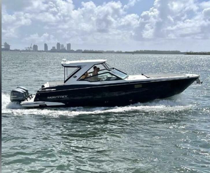 2018 Monterey 385 SE — photo 1