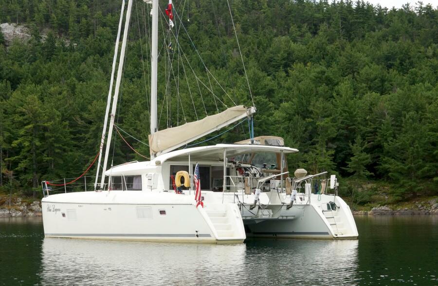 2012 Lagoon — photo 1