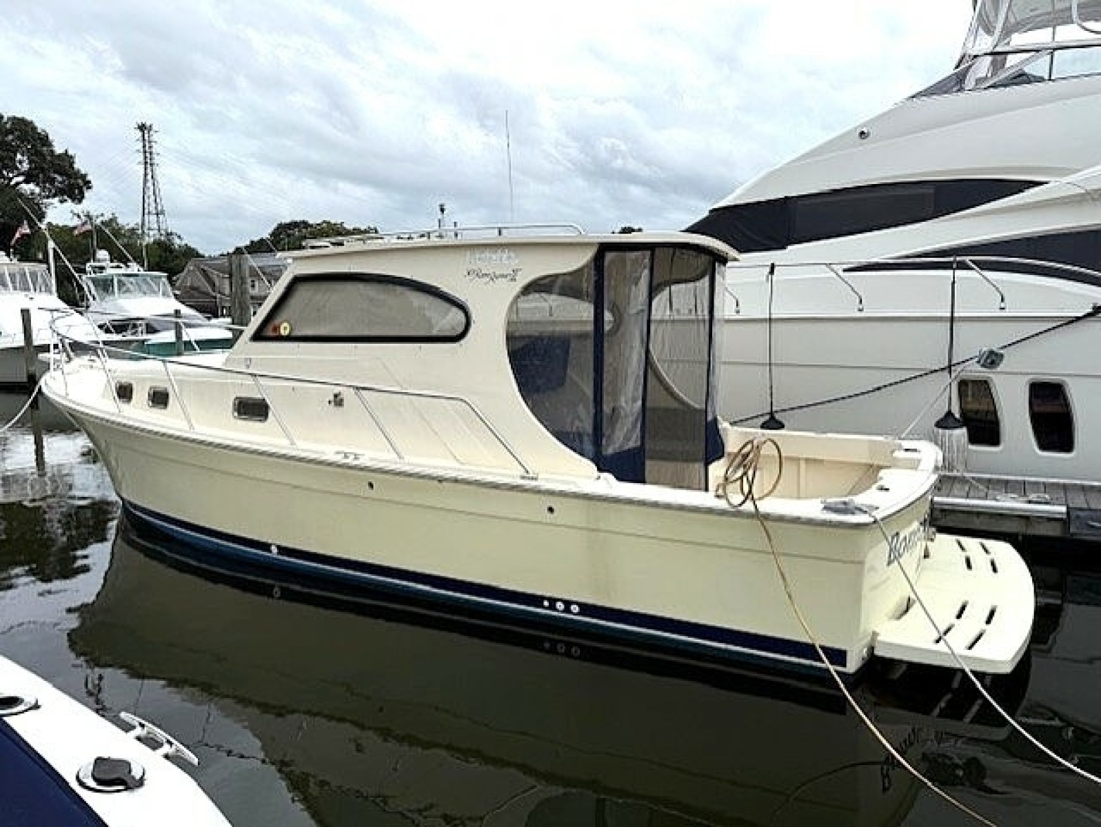 2004 Mainship Pilot — photo 1