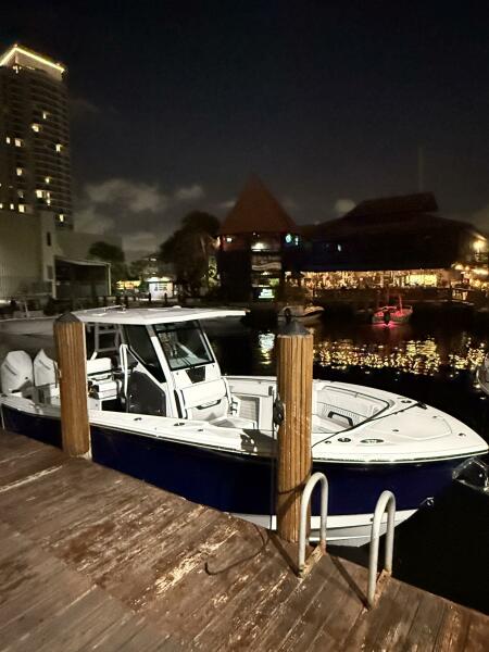 2025 Blackfin 302CC — photo 1