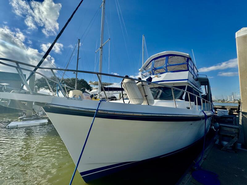 1986 Marine Trader 47 Tradewinds — photo 1