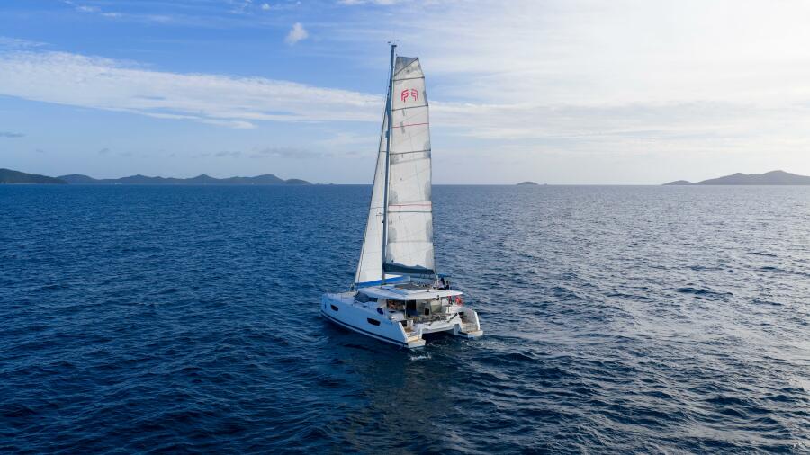 2020 Fountaine Pajot Astrea 42 — photo 1