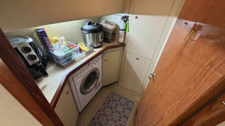 Photo 32