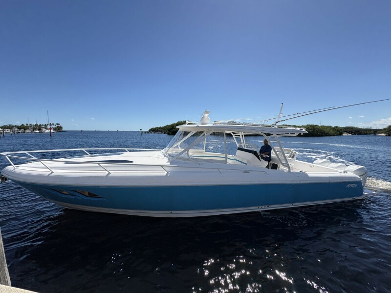 2018 Intrepid — photo 1