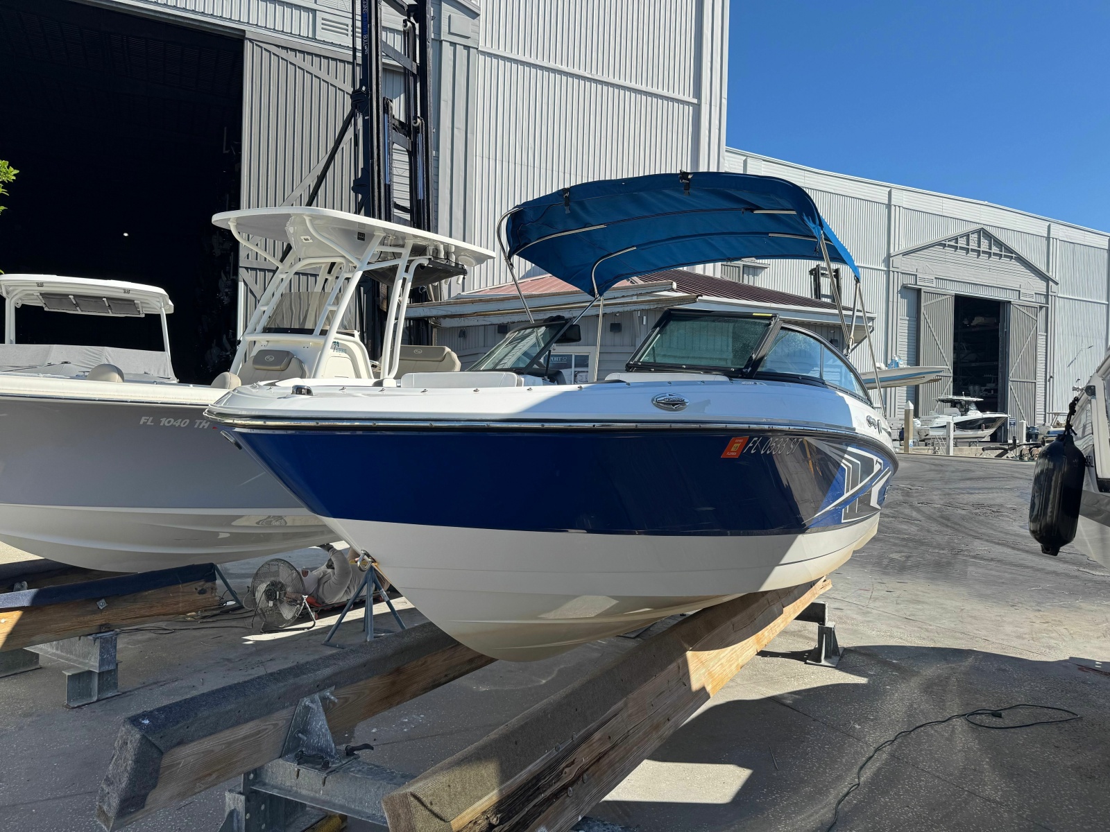 2020 Monterey M-205 — photo 1