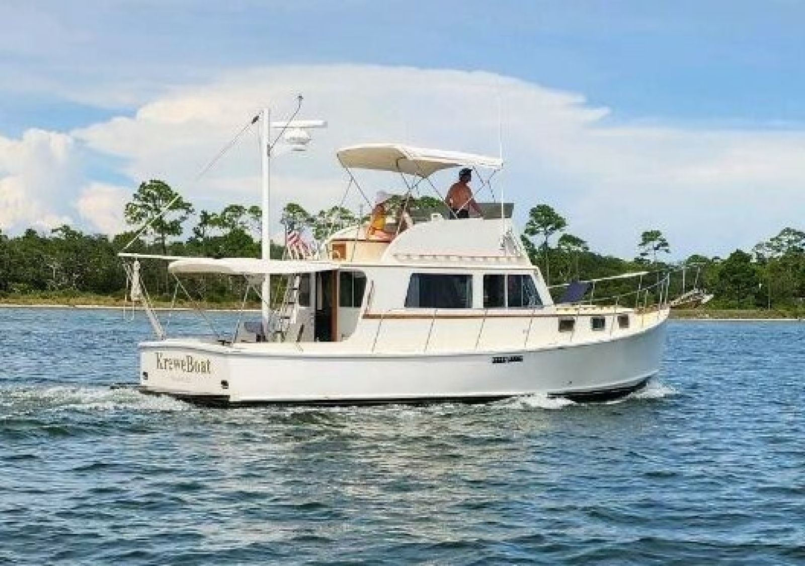1989 Duffy 35 Flybridge — photo 1