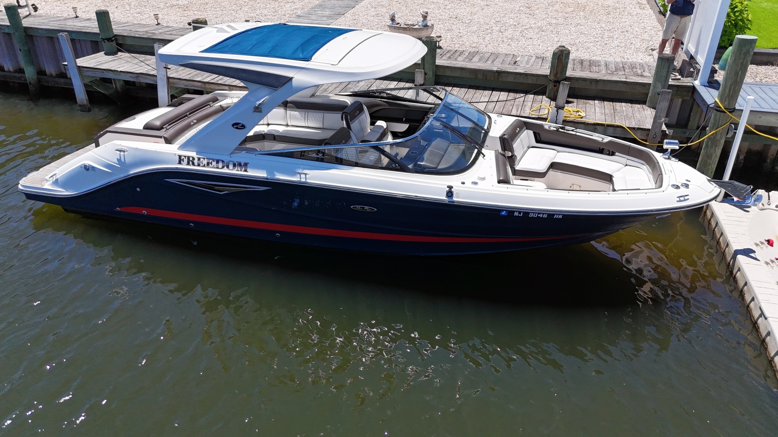 2017 Sea Ray 310 SLX — photo 1