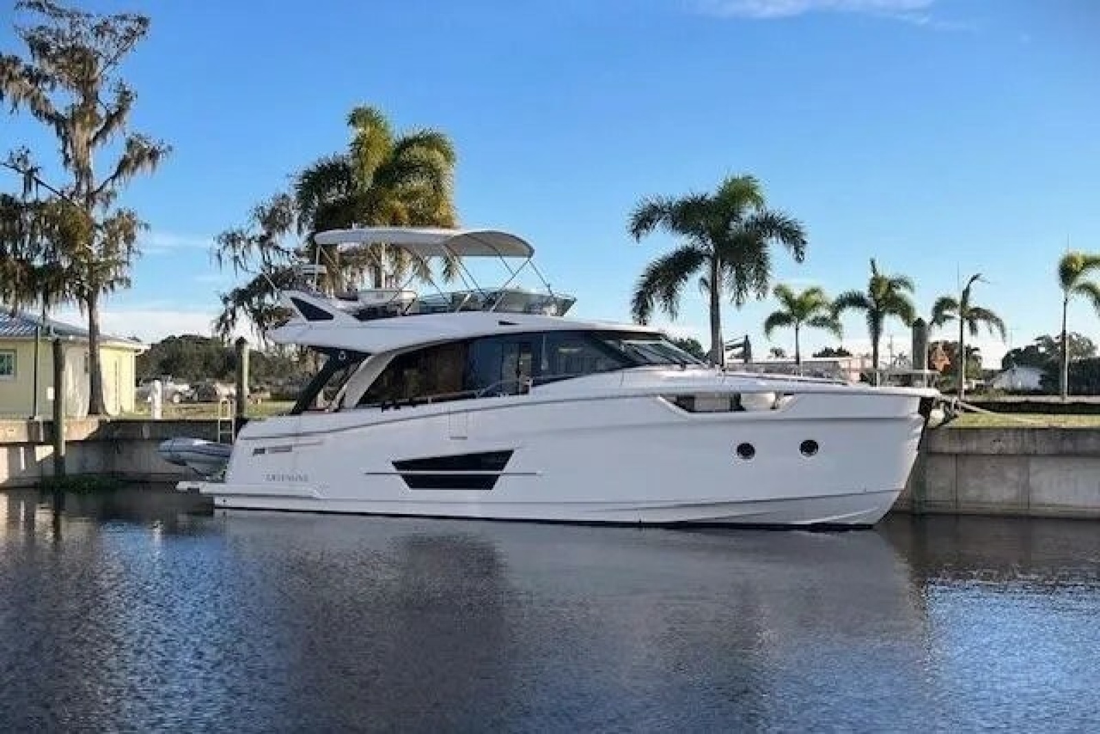2022 Greenline 45 Fly — photo 1