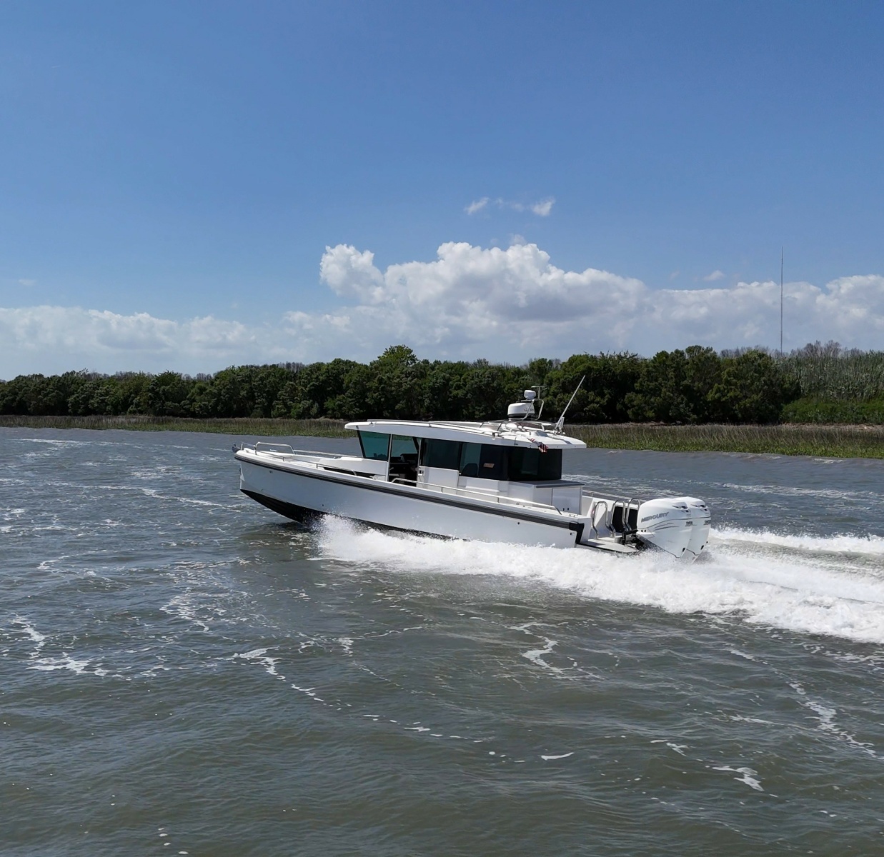 2019 Axopar 37 XC Cross Cabin — photo 1