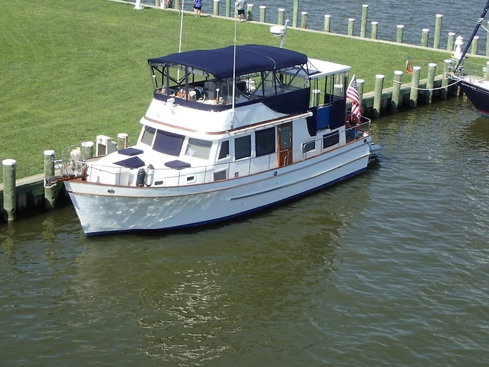 1981 Marine Trader 44 Double Cabin — photo 1