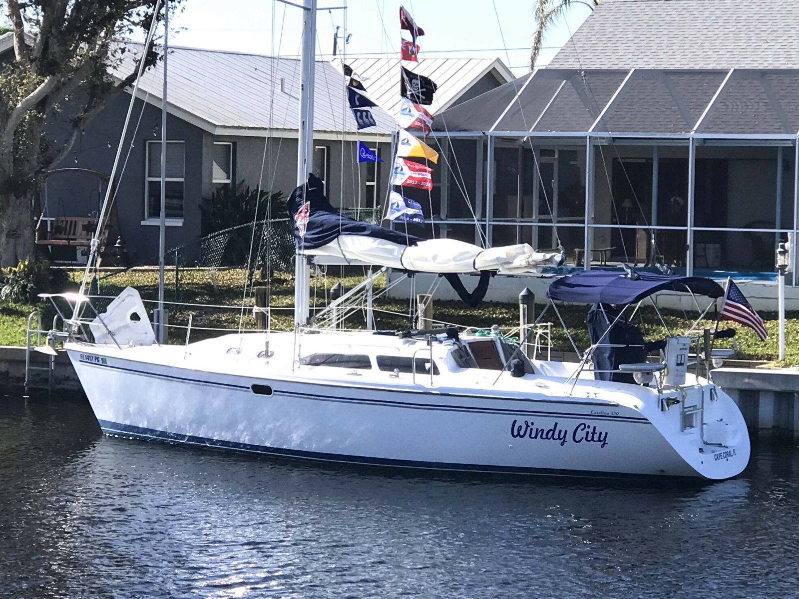 2003 Catalina 320 — photo 1