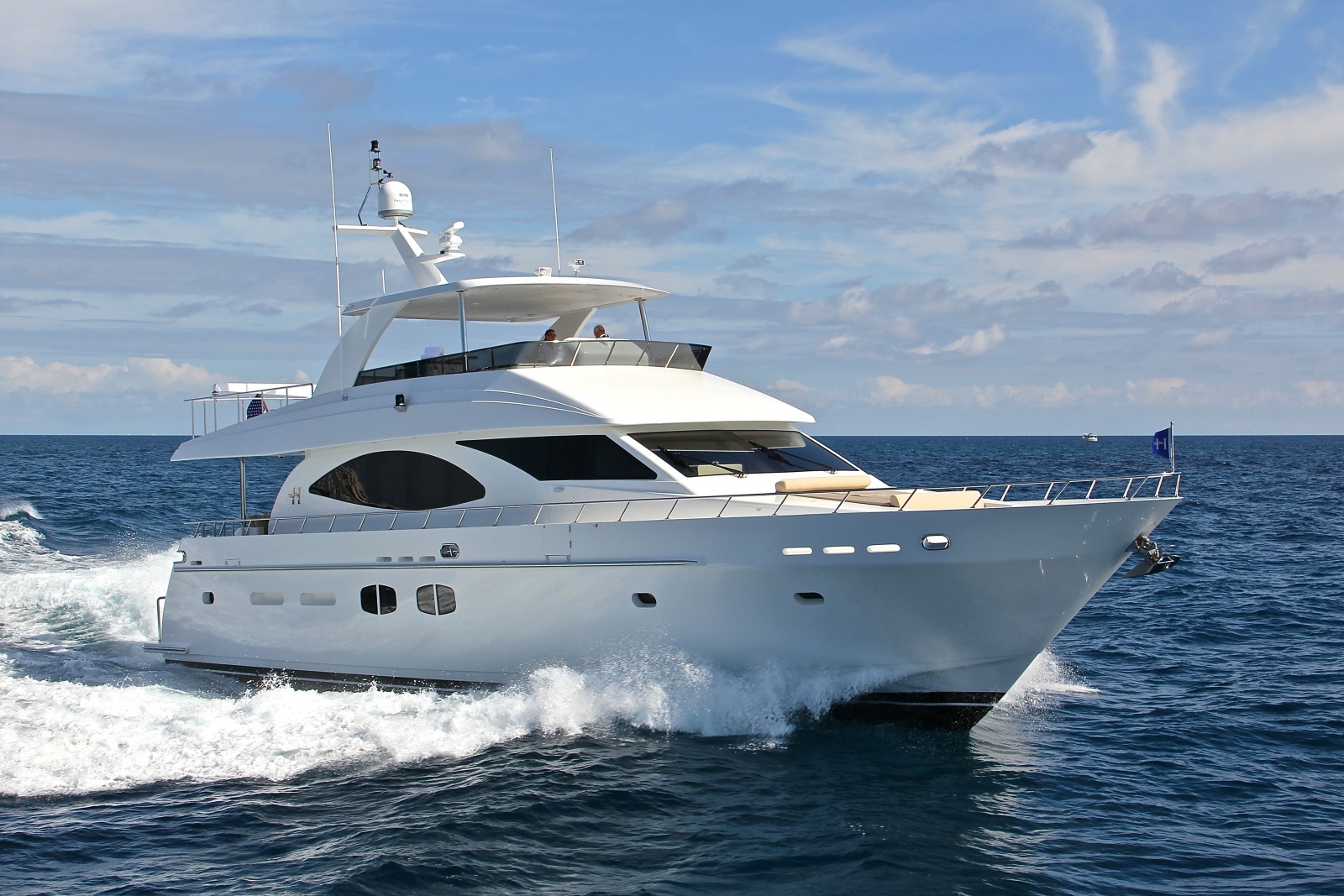 2013 Hargrave Motor Yacht — photo 1