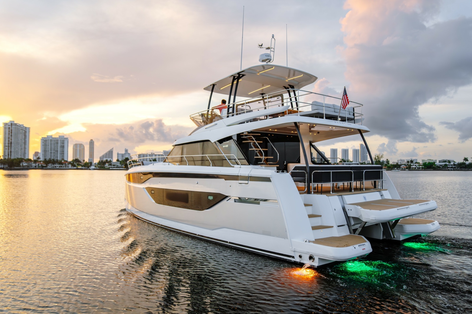 2025 Prestige M48 — photo 1