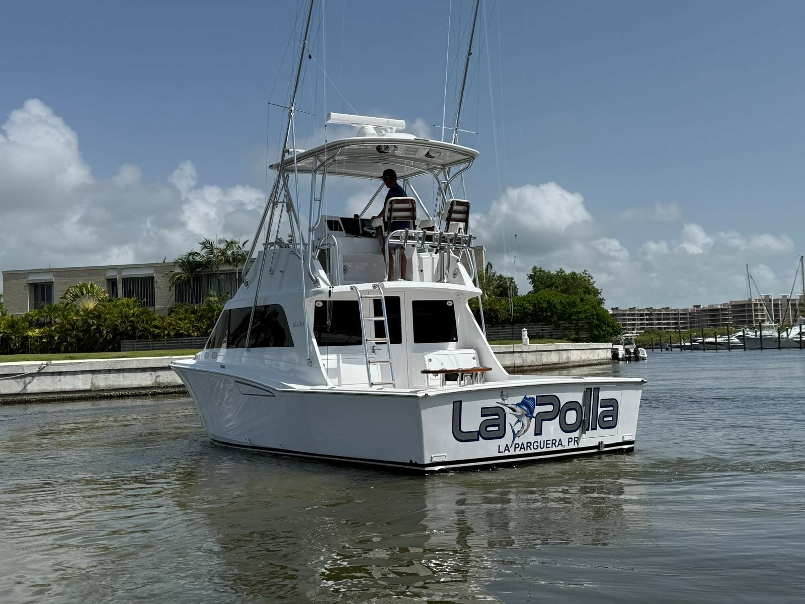 2005 Cabo 35 Flybridge — photo 1