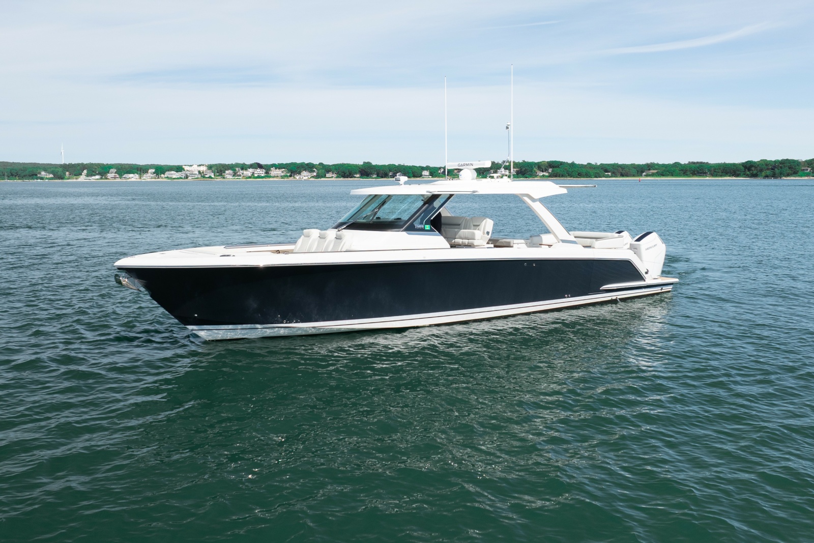 2024 Tiara Sport 43LS — photo 1