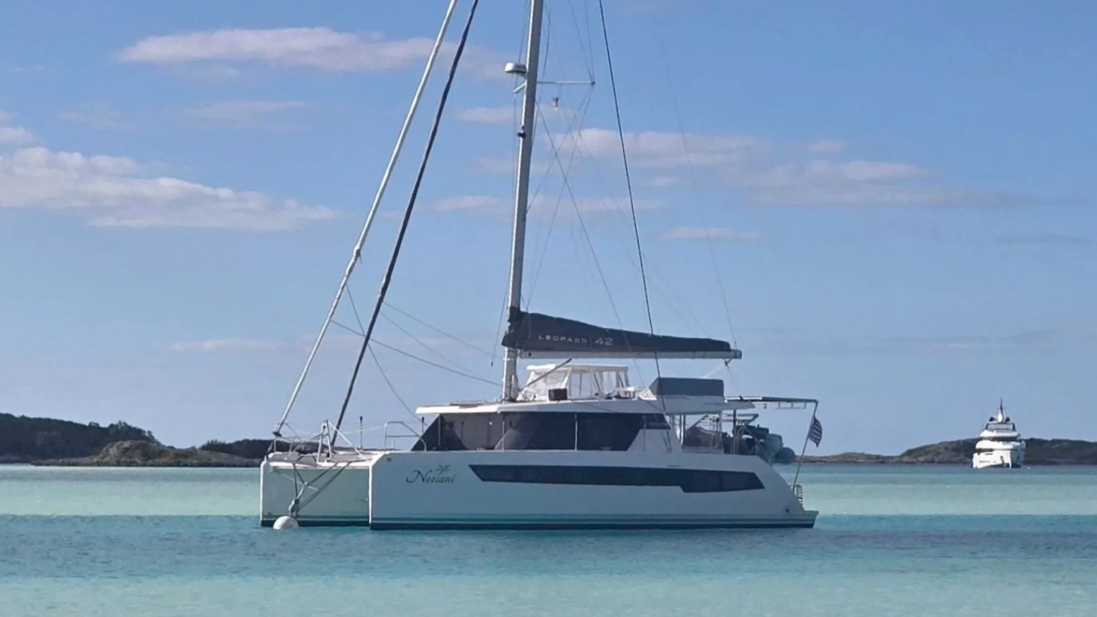 2023 Leopard 42 — photo 1