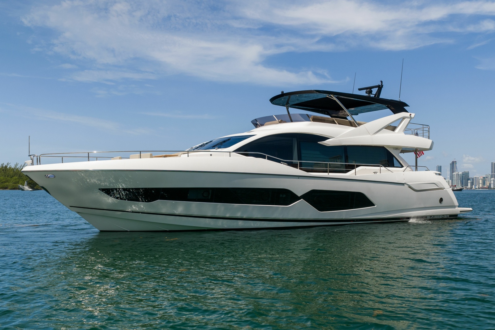 2025 Sunseeker 76 Yacht — photo 1