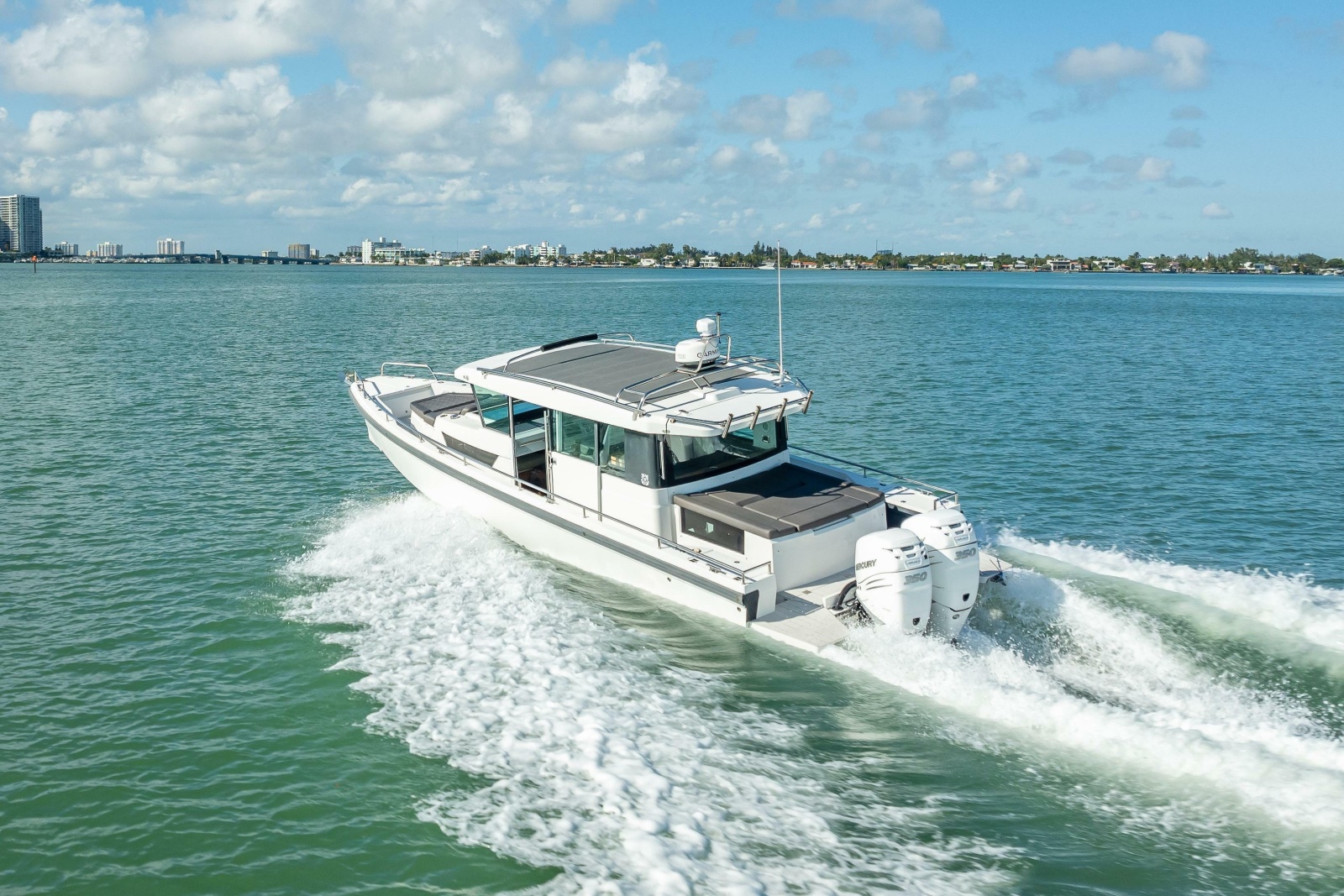 2018 Axopar 37 XC Cross Cabin — photo 1