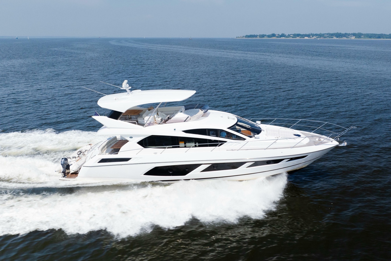2016 Sunseeker Manhattan 65 — photo 1