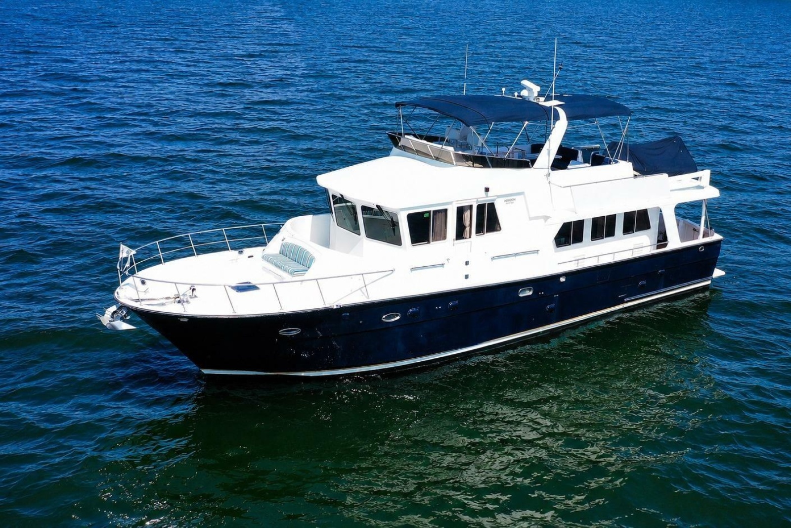2003 Jefferson Pilothouse 57 — photo 1