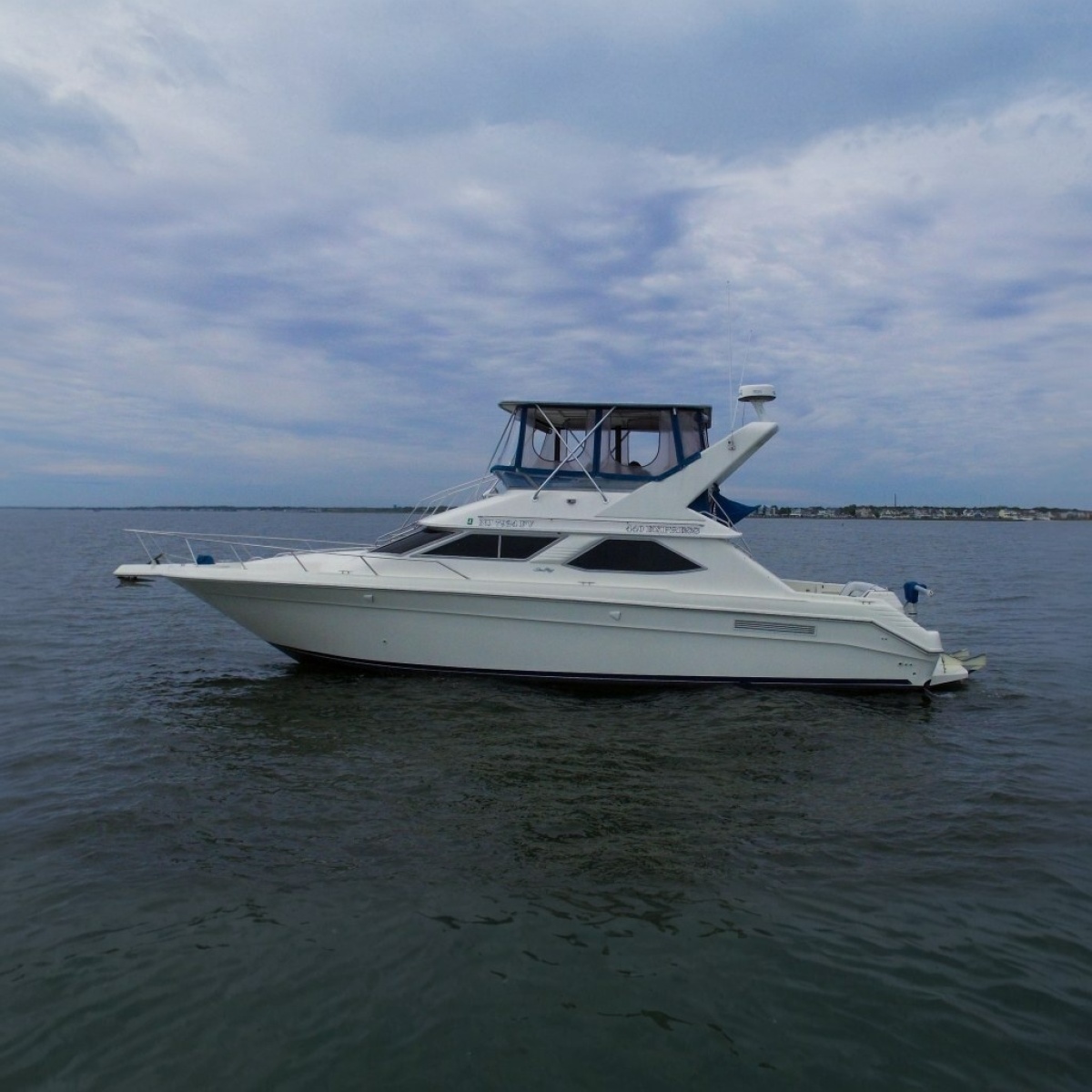 1993 Sea Ray 440 Express Bridge — photo 1