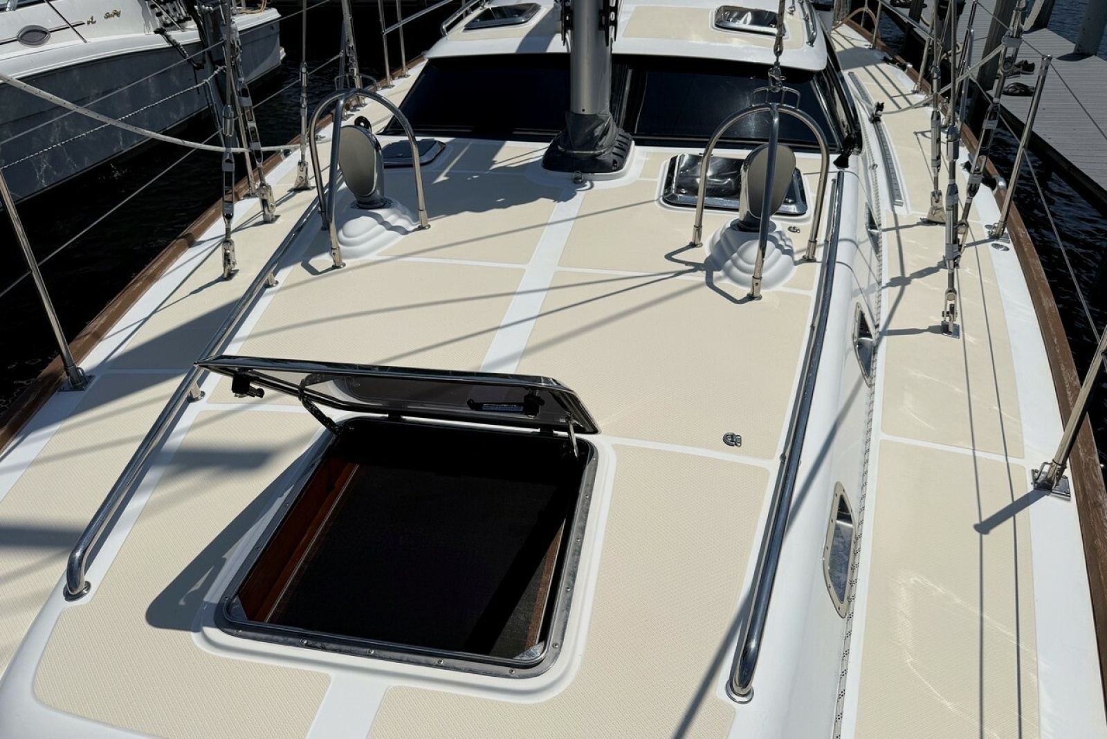Photo 12