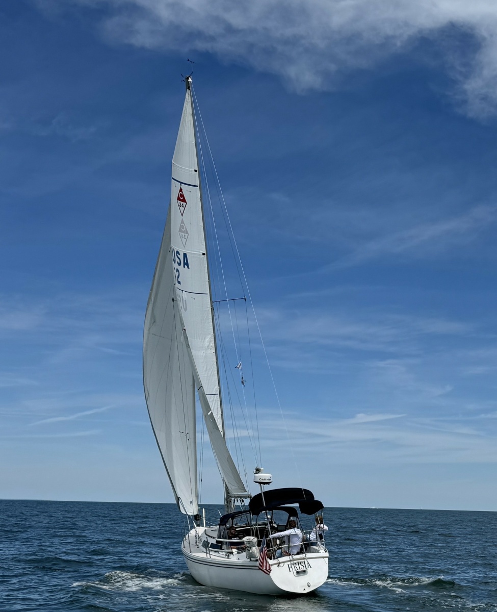1986 Catalina 34 — photo 1