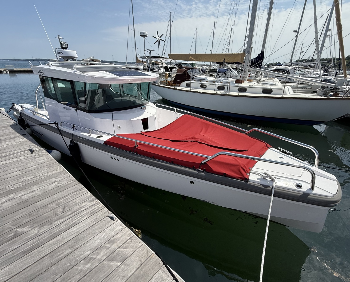 2022 Axopar 28 Cabin — photo 1