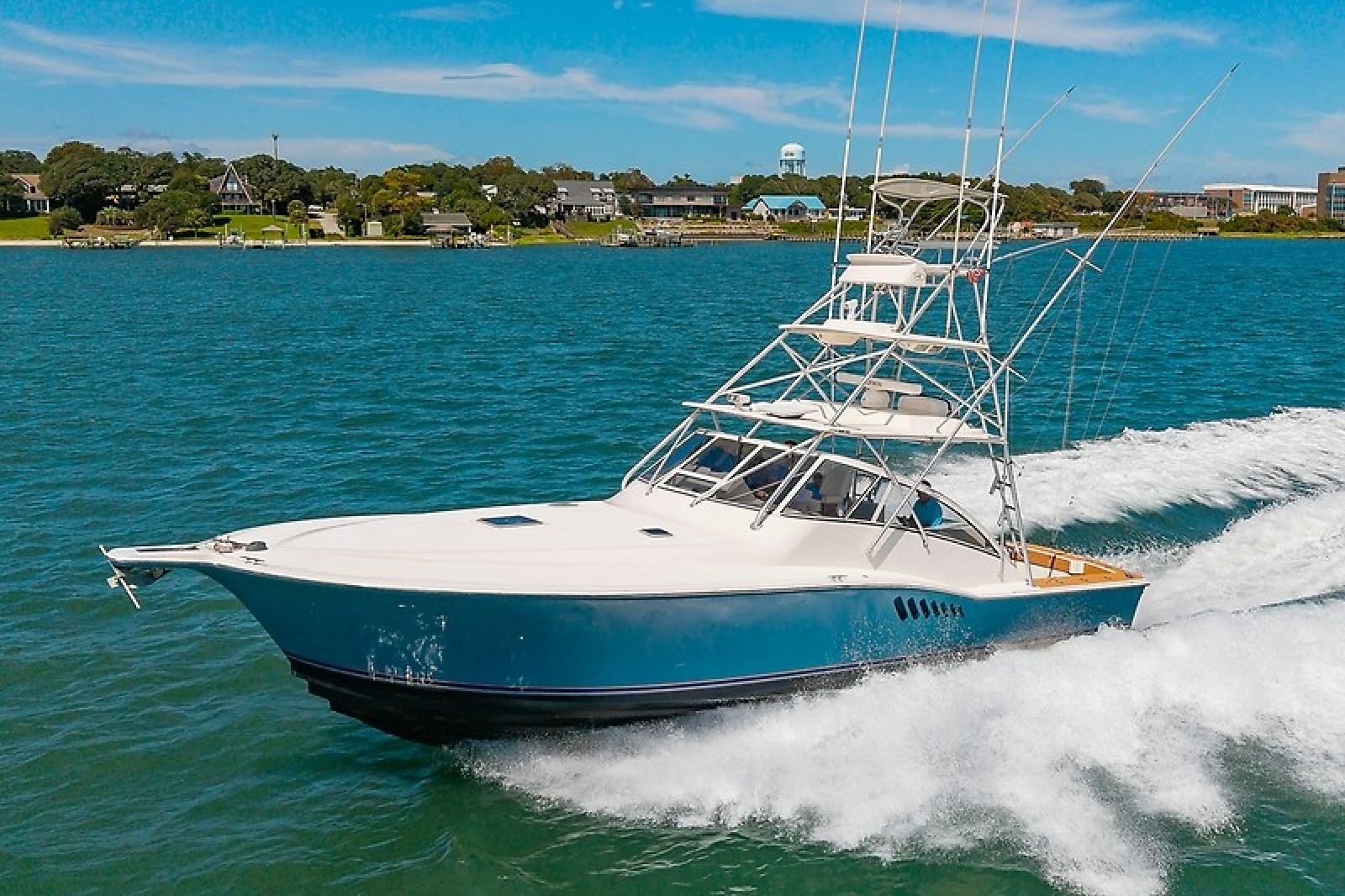 2004 Albemarle 410 Express — photo 1