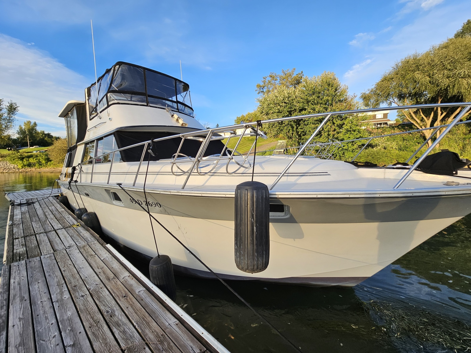 1988 Silverton 40 Aft Cabin — photo 1