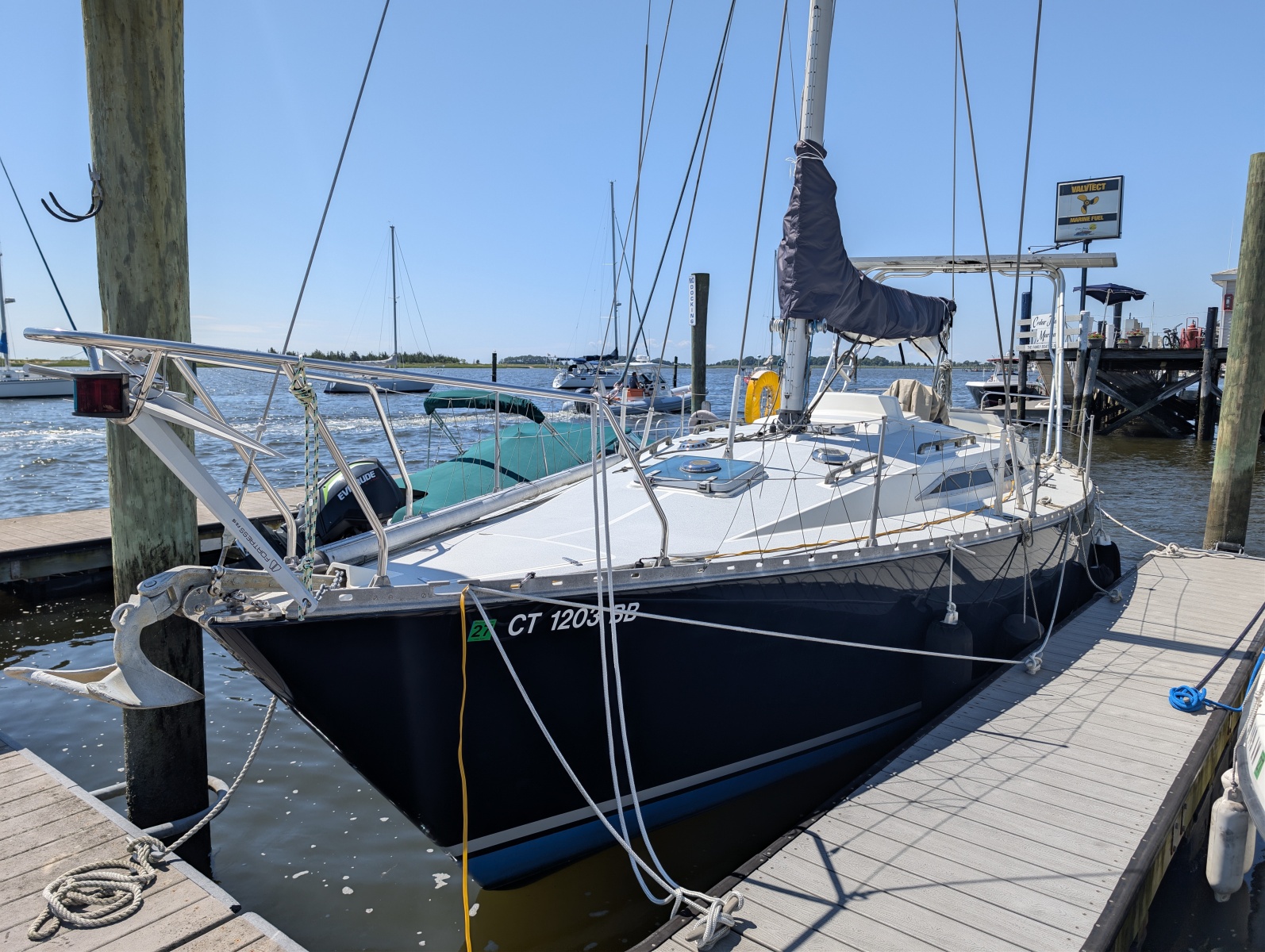 1984 Moody 34 — photo 1