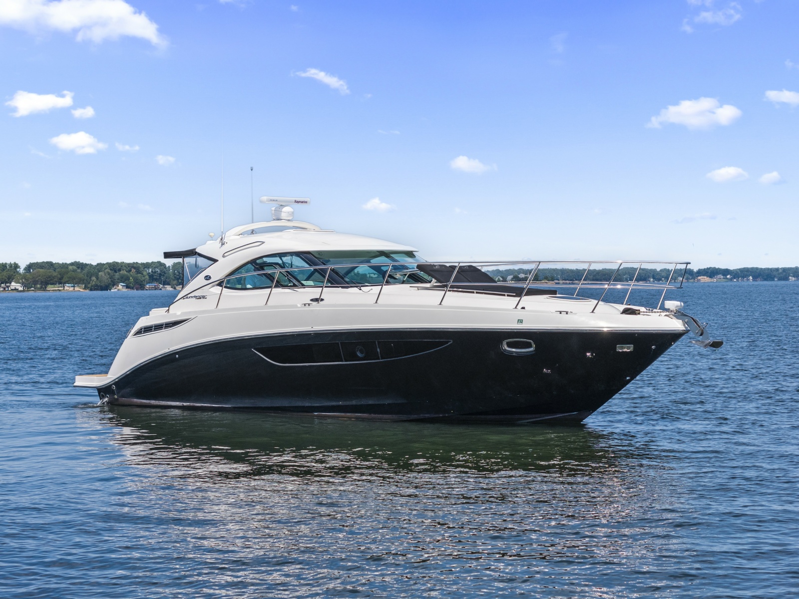 2013 Sea Ray 410 Sundancer — photo 1