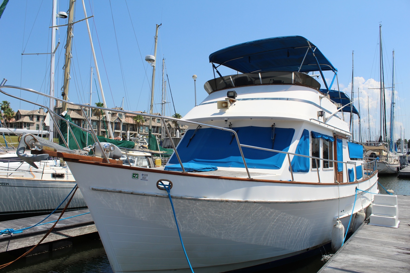 1983 Ocean Alexander 40 Double Cabin — photo 1