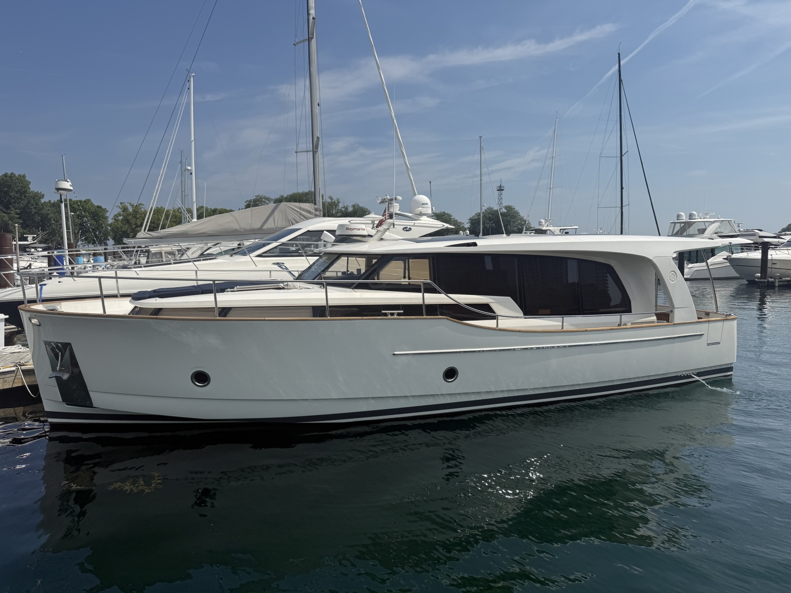 2021 Greenline 40 Hybrid — photo 1