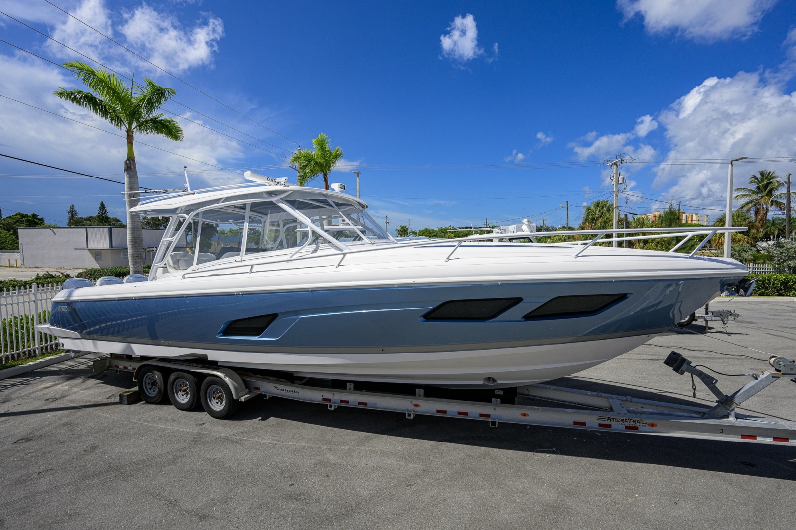 2022 Intrepid 409 Valor — photo 1