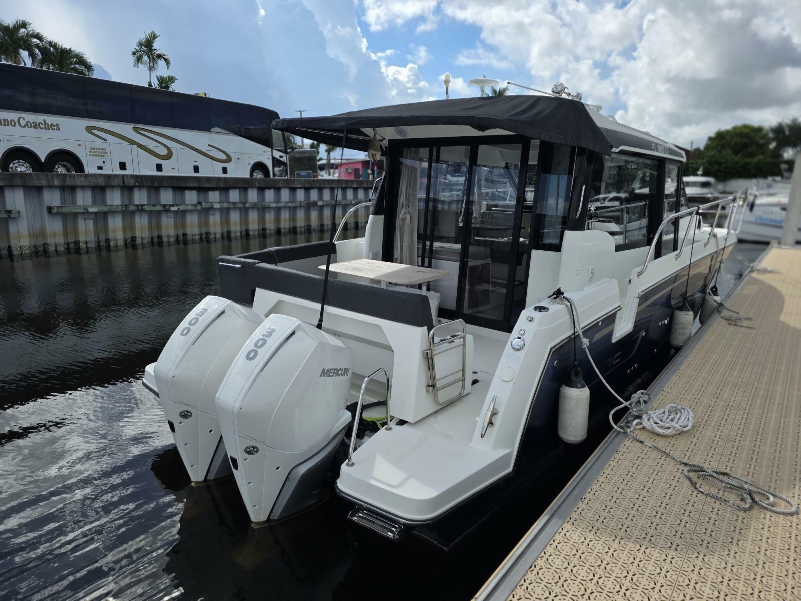 2022 Jeanneau NC 1095 — photo 1