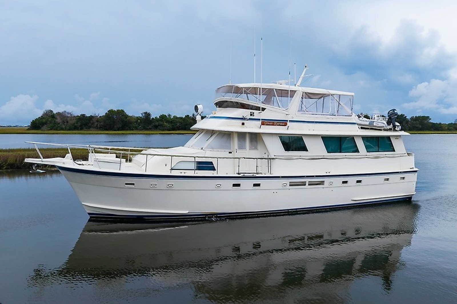 1987 Hatteras 63 Motor Yacht — photo 1