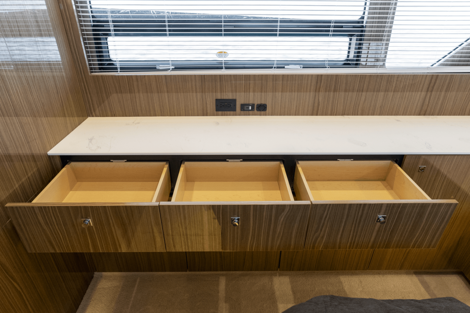 Photo 67