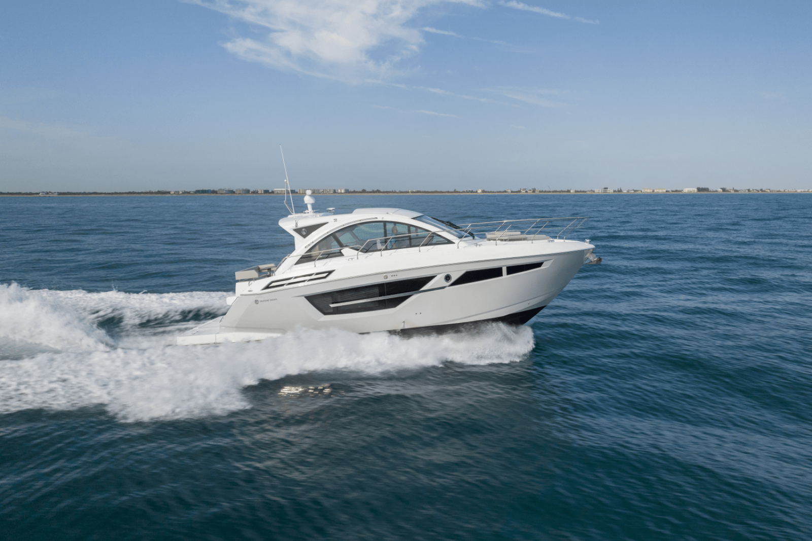2025 Cruisers Yachts 50 Cantius — photo 1