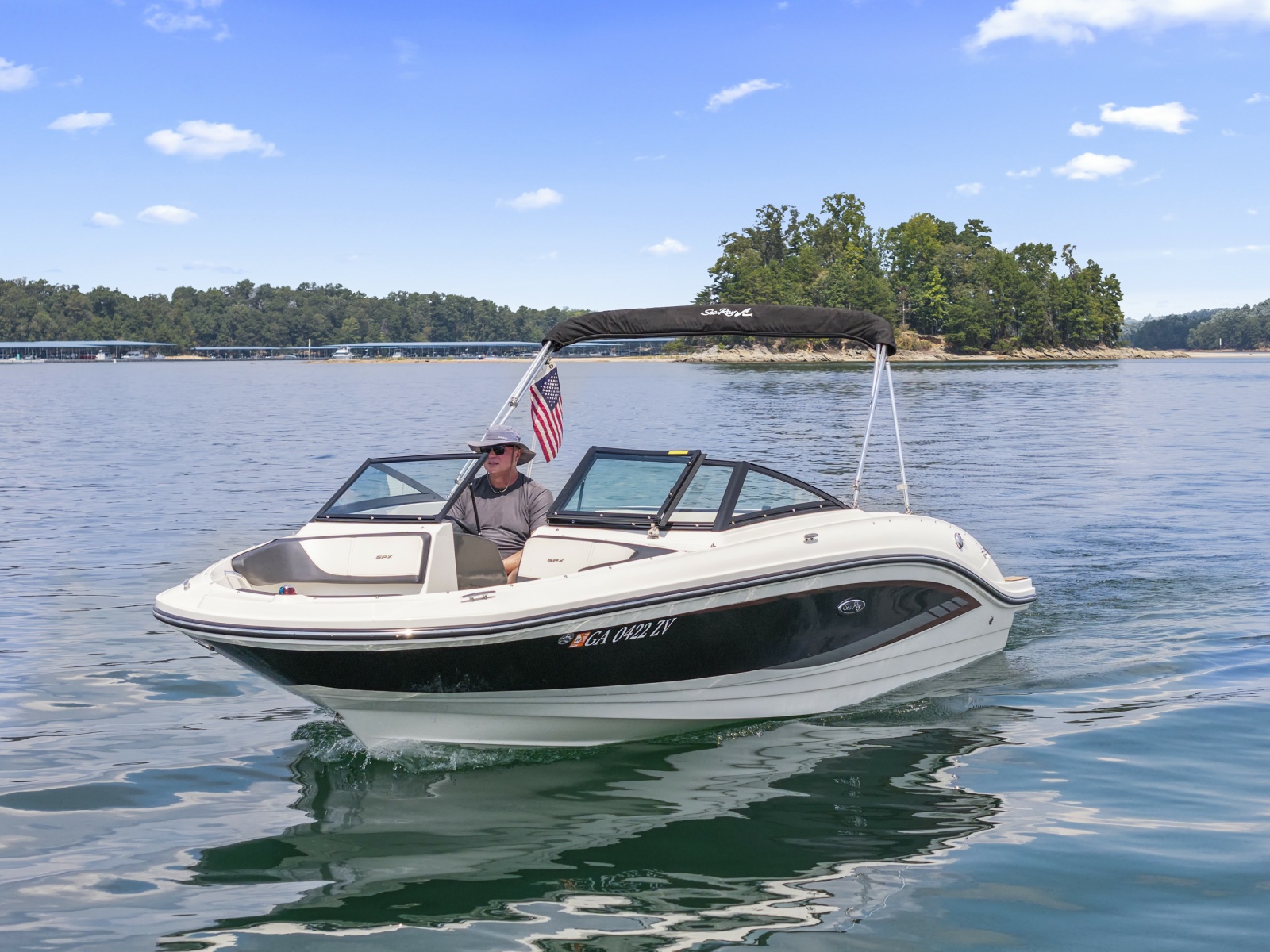 2016 Sea Ray SPX 210 — photo 1