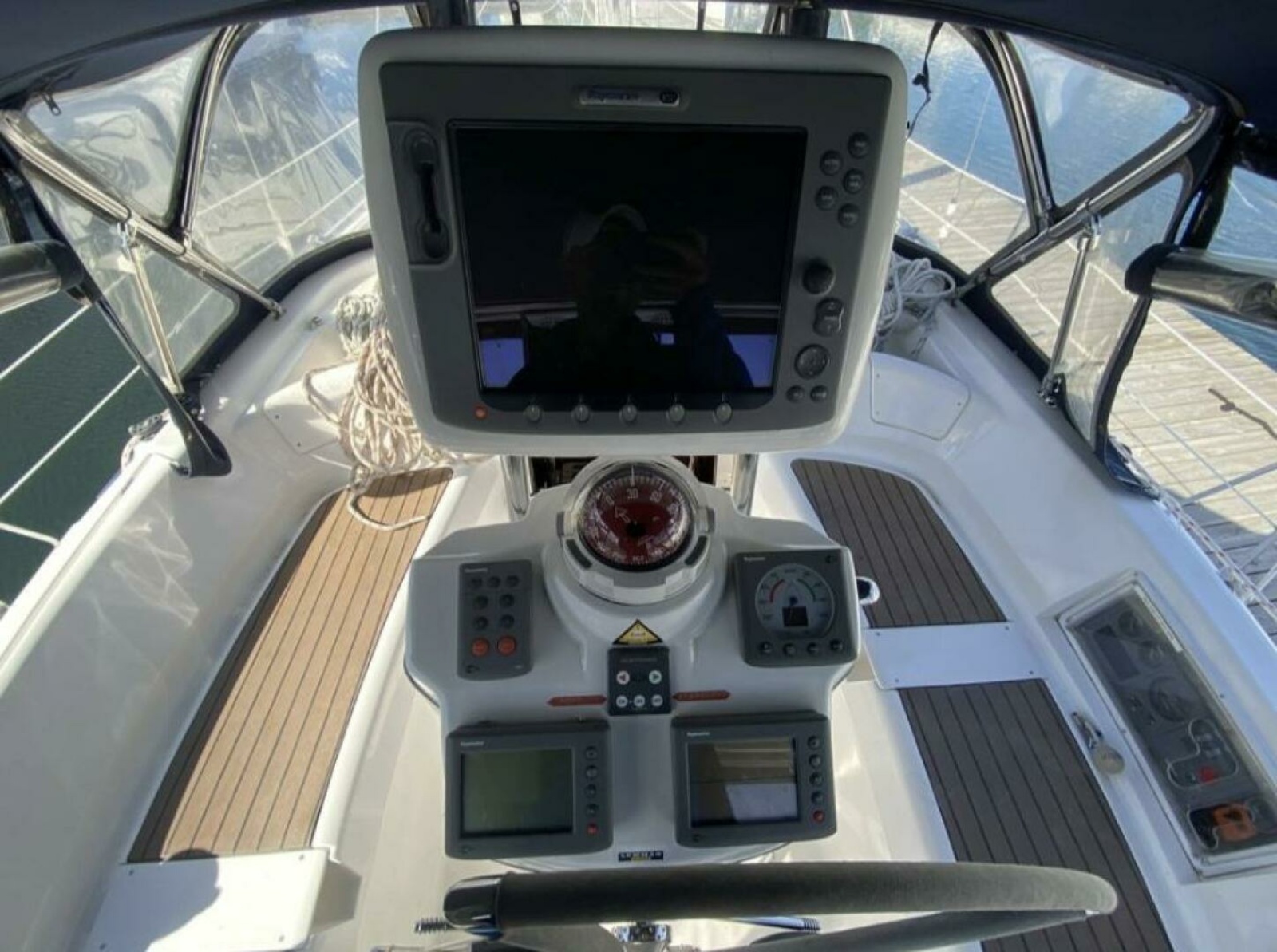 Photo 11