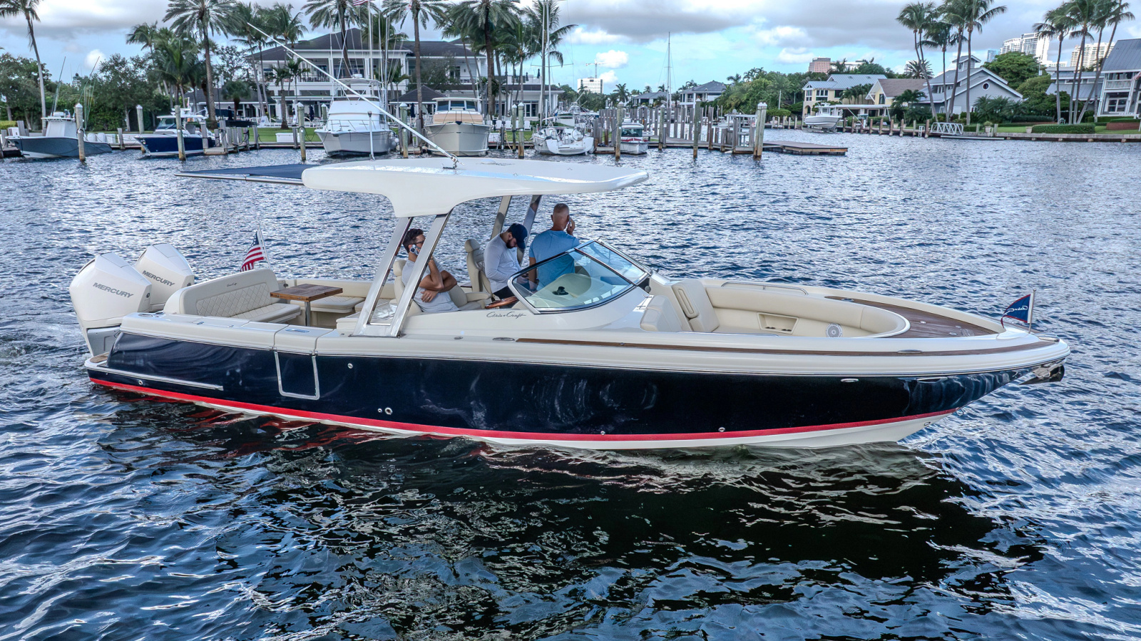 2019 Chris-Craft Calypso 30 — photo 1