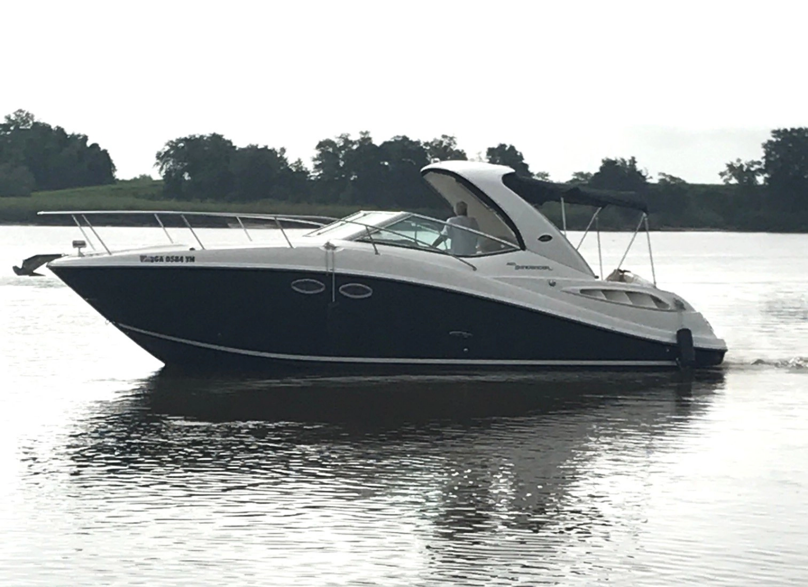 2008 Sea Ray 290 Sundacer 29 ft yacht for sale in Los Alamitos, California
